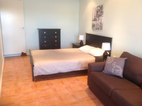 Waterside Canal Dreams - Accommodation Redcliffe 20