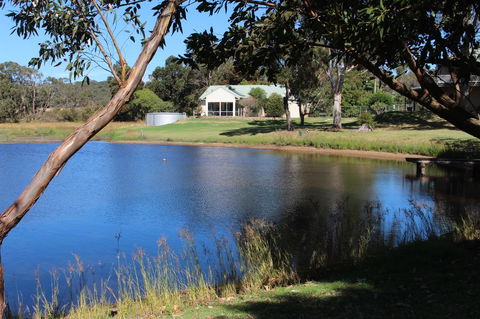 Abbivale Farm Cottage - Accommodation Redcliffe 1