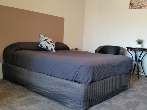 Mandurah Foreshore Motel - Accommodation Redcliffe 2