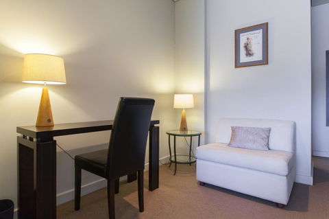 Cloisters - Accommodation Redcliffe 14