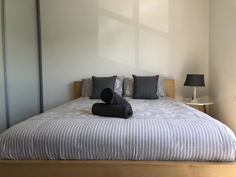 Gerring Court With Free 1 Car Bay Parking - Accommodation Redcliffe 0