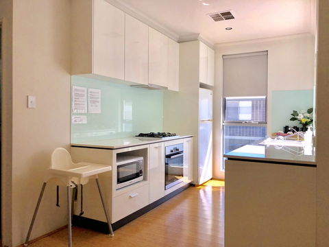 Gerring Court With Free 1 Car Bay Parking - Accommodation Redcliffe 9