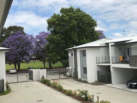 Gerring Court With Free 1 Car Bay Parking - Accommodation Redcliffe 19