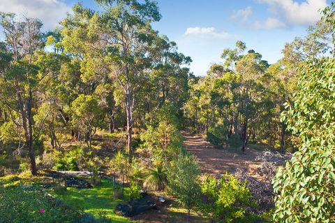 A Hidden Bush Delight - Accommodation Redcliffe 30