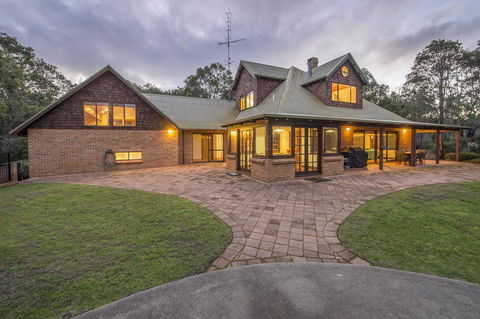 A Hidden Bush Delight - Accommodation Redcliffe 4