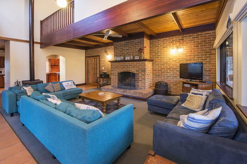 A Hidden Bush Delight - Accommodation Redcliffe 17