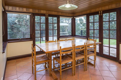 A Hidden Bush Delight - Accommodation Redcliffe 15