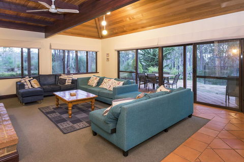A Hidden Bush Delight - Accommodation Redcliffe 13