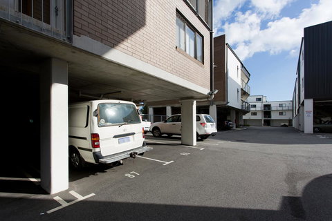 Beachside Living - South Fremantle - Accommodation Redcliffe 16