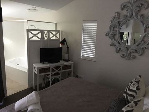Margarets Forest - Accommodation Redcliffe 26