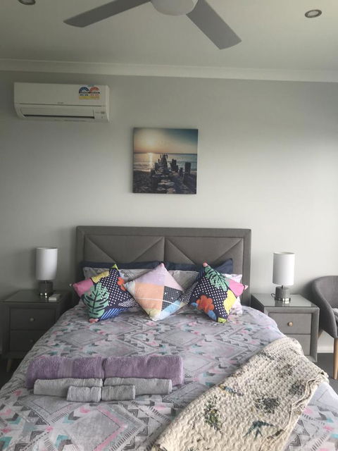 Beach House At SeaScapes.. - Accommodation Redcliffe 7