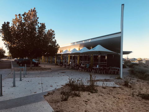 Beach House At SeaScapes.. - Accommodation Redcliffe 39