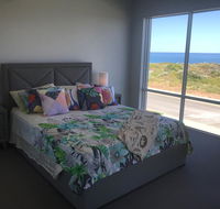 Beach House at SeaScapes.. - Accommodation Redcliffe