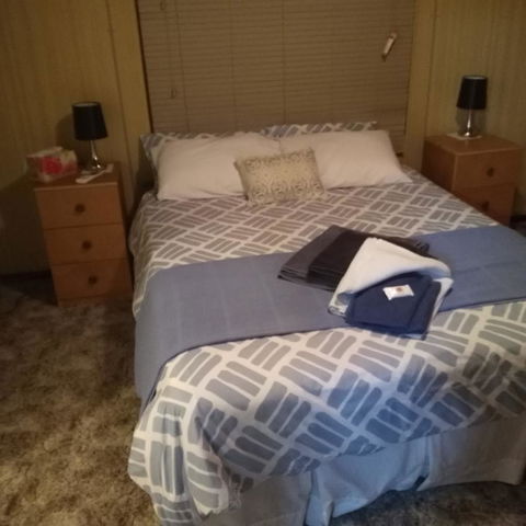 Don\'t Worry Be Happy - Accommodation Redcliffe 12