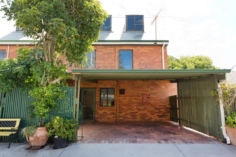Monument Hill Townhouse - Fremantle - Accommodation Redcliffe 24
