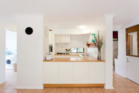 Monument Hill Townhouse - Fremantle - Accommodation Redcliffe 19