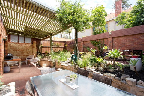 Monument Hill Townhouse - Fremantle - Accommodation Redcliffe 22