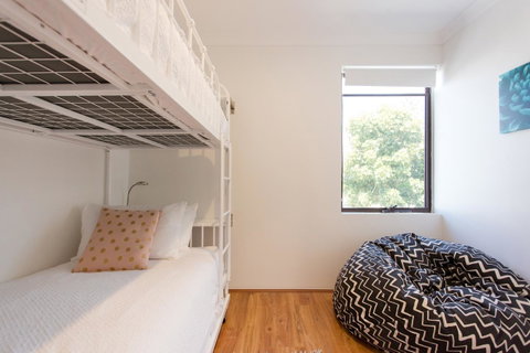 Monument Hill Townhouse - Fremantle - Accommodation Redcliffe 12
