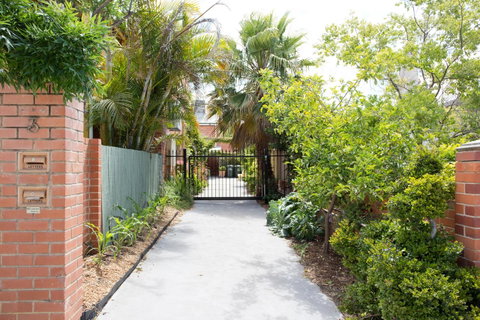 Monument Hill Townhouse - Fremantle - Accommodation Redcliffe 26