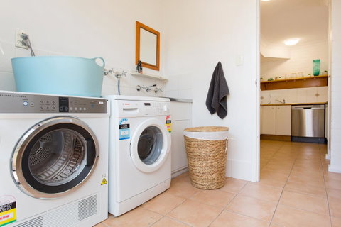 Monument Hill Townhouse - Fremantle - Accommodation Redcliffe 20