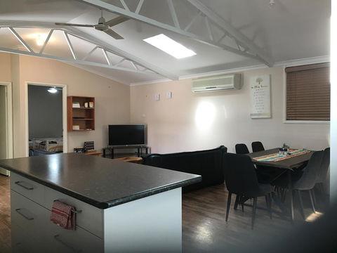 Sabai Accommodation - Accommodation Redcliffe 21