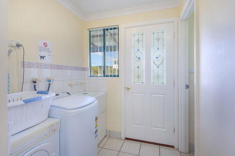 Surfside Ocean Beach Denmark Holiday Accommodation - Accommodation Redcliffe 25