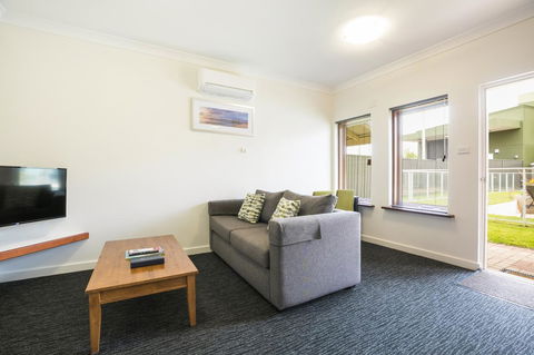 Nightcap At The Ship Inn - Accommodation Redcliffe 23