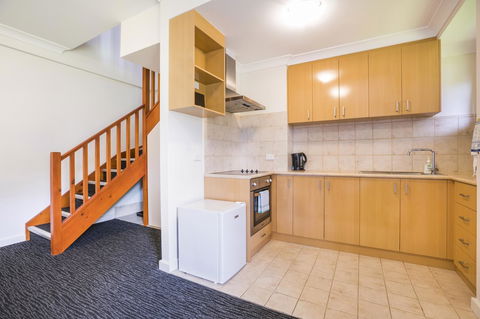 Nightcap At The Ship Inn - Accommodation Redcliffe 19