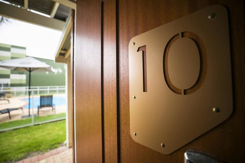 Nightcap At The Ship Inn - Accommodation Redcliffe 25