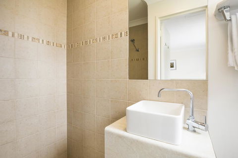 Nightcap At The Ship Inn - Accommodation Redcliffe 27