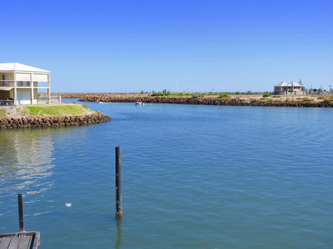 Oceans Edge - Busselton - Accommodation Redcliffe 13