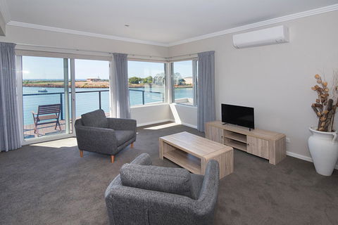 Oceans Edge - Busselton - Accommodation Redcliffe 6