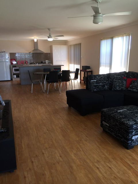 Portree On Sea - Kalbarri - Accommodation Redcliffe 2