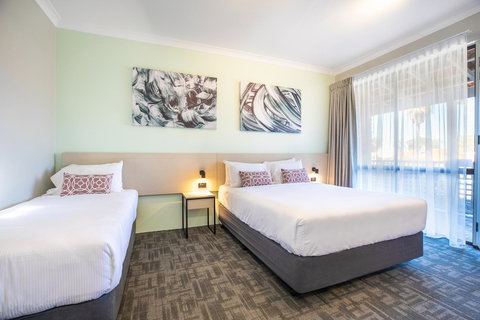 Nightcap At Wanneroo Tavern - Accommodation Redcliffe 2