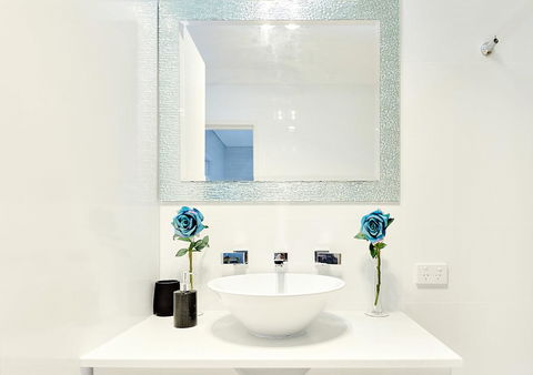 Sorrento Beach Manor - Accommodation Redcliffe 4