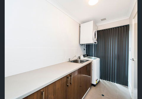 Vacation Home - Accommodation Redcliffe 11