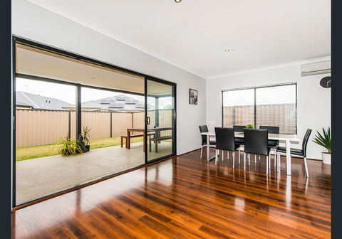 Vacation Home - Accommodation Redcliffe 7