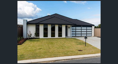 Vacation Home - Accommodation Redcliffe 4