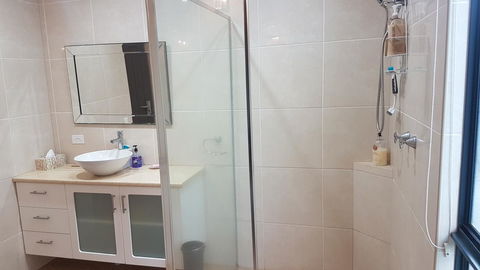 Minyirr Retreat - Accommodation Redcliffe 6