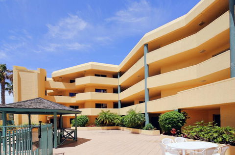Sandcastles At The Beach Outstanding Location! - Accommodation Redcliffe 14