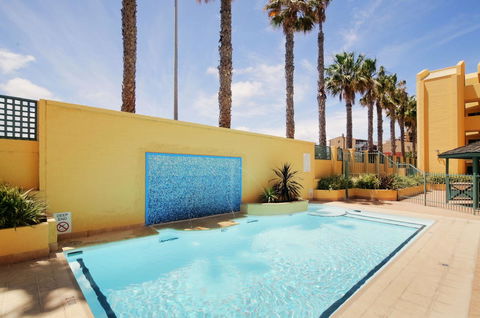 Sandcastles At The Beach Outstanding Location! - Accommodation Redcliffe 19