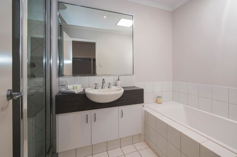 Rooftop Margaret River - Accommodation Redcliffe 9