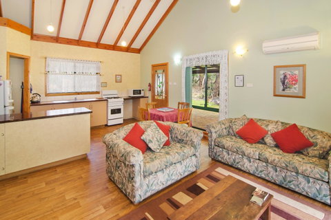 Yelverton Brook Conservation Sanctuary - Accommodation Redcliffe 38