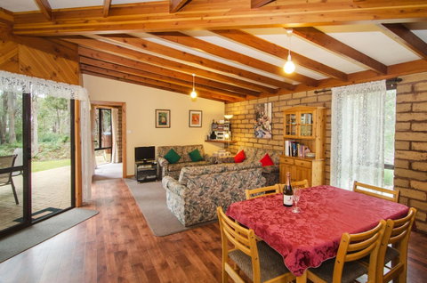 Yelverton Brook Conservation Sanctuary - Accommodation Redcliffe 29