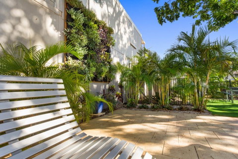 Latitude20 The Dunes - Accommodation Redcliffe 14