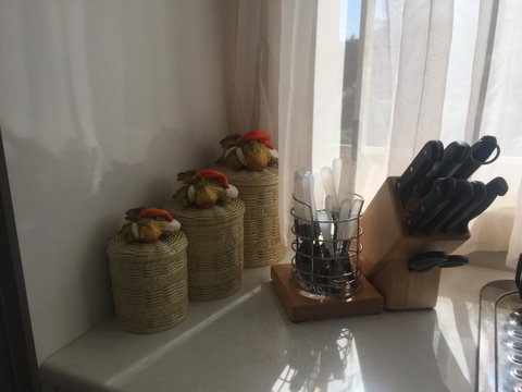 Bright & Beautiful Home On The Hills! - Accommodation Redcliffe 16