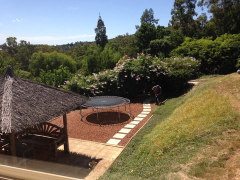 Bright & Beautiful Home On The Hills! - Accommodation Redcliffe 0
