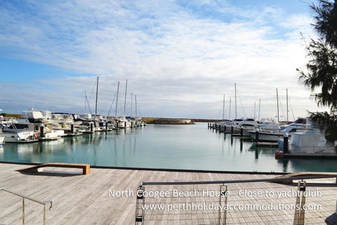 North Coogee Beach House - Accommodation Redcliffe 25
