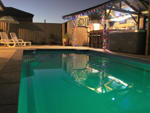 South Yunderup Holiday Rental - Accommodation Redcliffe 2