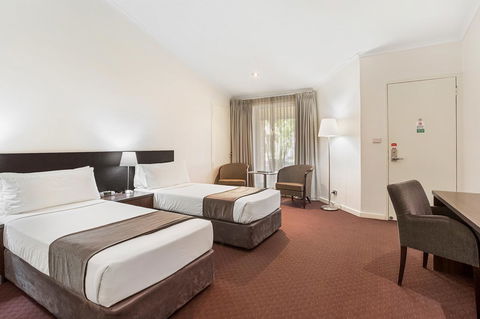 Karratha International Hotel - Accommodation Redcliffe 4